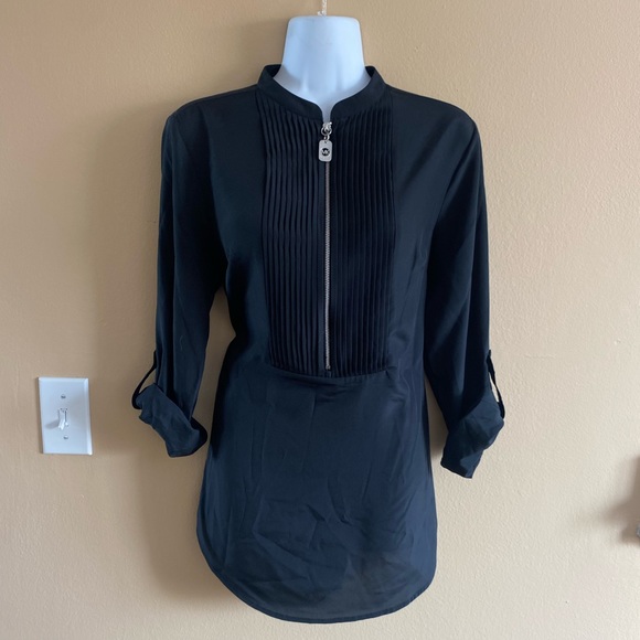 MICHAEL KORS *NWT* black blouse - Picture 1 of 6